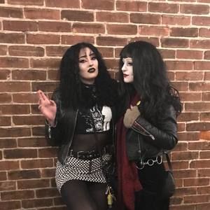 Meet your Posher, Lain